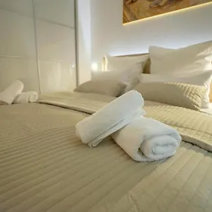 Apartment Destino City Apartments, Zadar