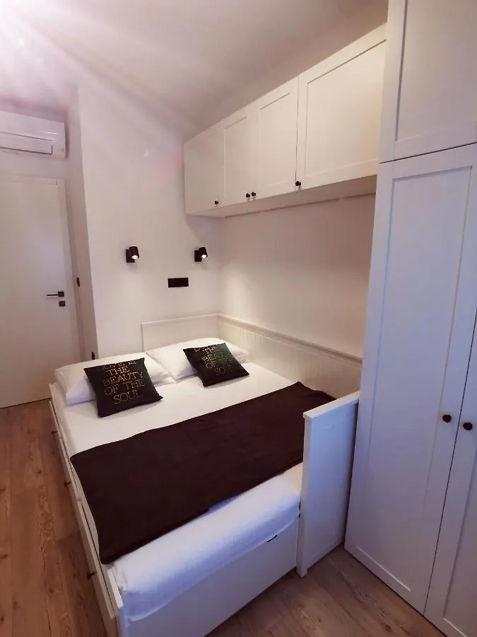 Luxury Residence Zola Zadar 0*,  Croatia